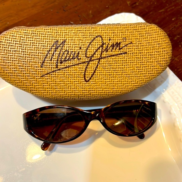 Maui Jim Sunglasses! main image 4